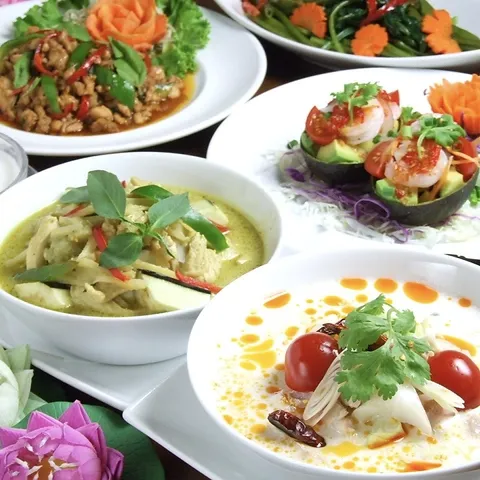 Bコース 3,850円（税込）＋1,650円で飲み放題付き